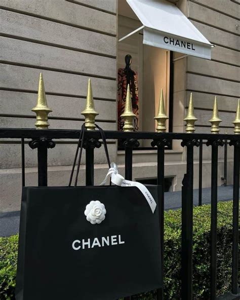 is chanel cheaper in paris or london|is lv cheaper in paris.